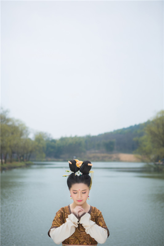 201605bmm2hsrd5dt17hur.jpg