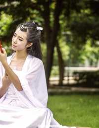 模特ZHANGYUE