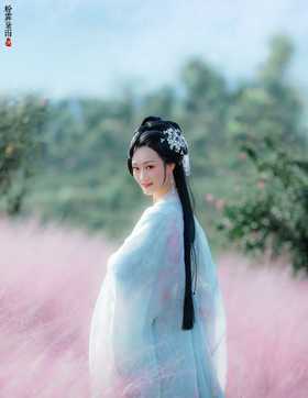 &#10084;&#65039;汉服作品《粉霏黛雨》