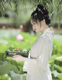 客片｜宋制温婉汉服写真