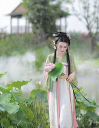 客片｜夏日荷花汉服写真