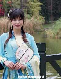 汉服仿古俏隹人