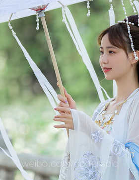 出淤泥而不染