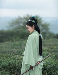清冷汉服